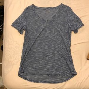 striped v-neck tee!! open to offers :)